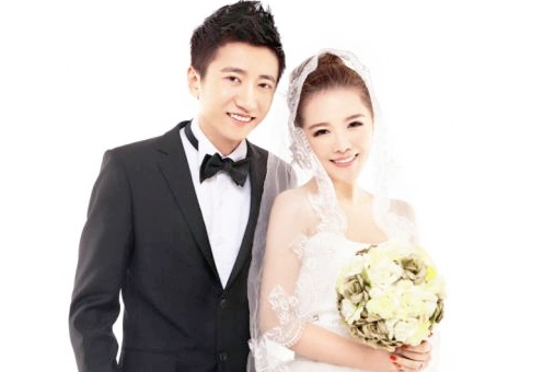 超女谁嫁得好?黄雅莉与相爱16年初恋结婚,何洁,张靓颖婚姻触礁