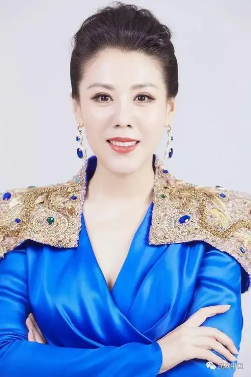 盘点:青年歌唱家王喆 18首韵味十足的歌曲