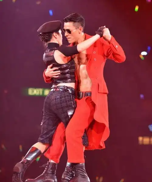 赖文慧刘德华最敬业的舞伴堪称红颜知己为追求梦想至今未婚