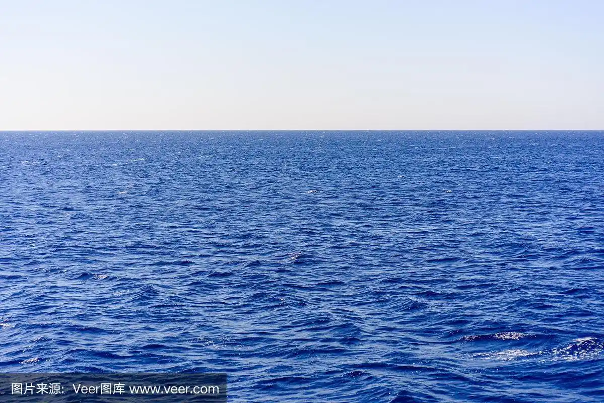 深蓝色海洋的背景纹理