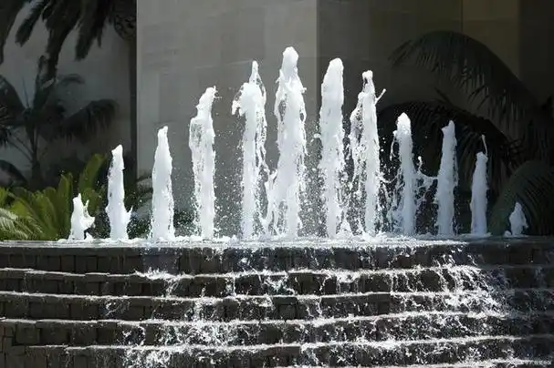 内蒙古喷泉水景公司:新颖喷水造型设计之字幕喷泉