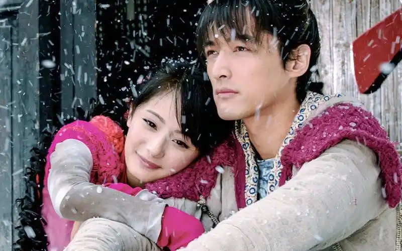 仙剑奇侠传三01:景天雪见因玉佩吸引相遇,初见面就变欢喜冤家_哔哩