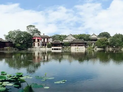 湖州著名旅游景点有哪些( 湖州著名旅游景点有哪些名字 )