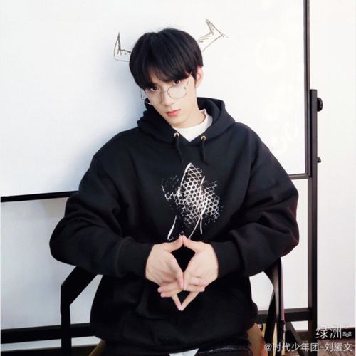 满速tnt时代少年团刘耀文宋亚轩马嘉祺同款卫衣外套男女连帽潮牌宽松