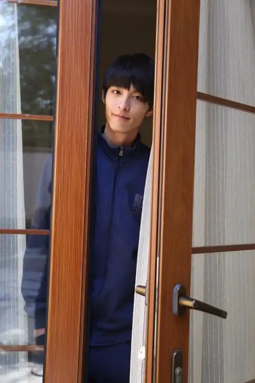 曹佑宁《奇妙物语之重生电梯》分饰两角 "精分"对决演技获赞