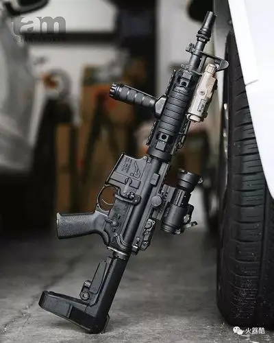 近乎于完美的拼装ar搭载了aeroprecision公司配件的枪械美图
