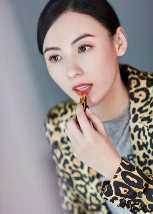 张柏芝半年吸金超5千万!