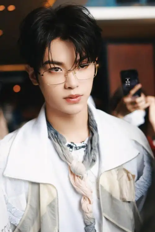 金丝眼镜,很好很好01任何时间,任何地点,超级小贾,认真探案#黄明昊