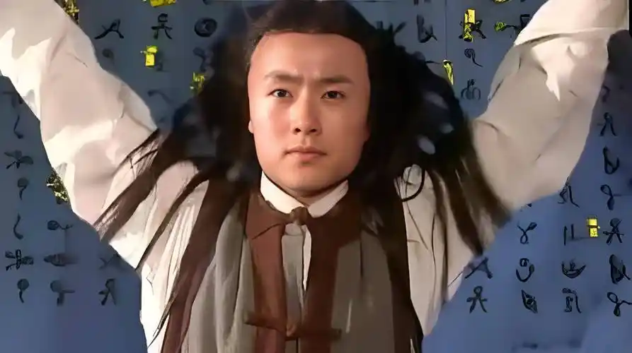 难怪笑傲江湖没有续集,后世涌现了两位高手,令狐冲也被他们所杀_任盈