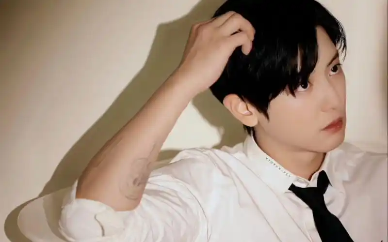 【朴灿烈】你懂白衬衫的杀伤力?