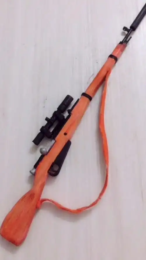 一次性筷子制作的二战注明武器莫辛纳甘.