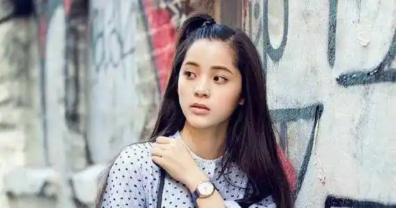 35岁的房祖名恋上17岁的欧阳娜娜?