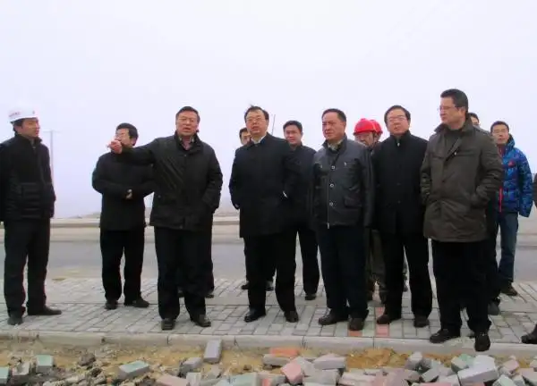 丁建奇督查海滨大道徐圩段建设情况