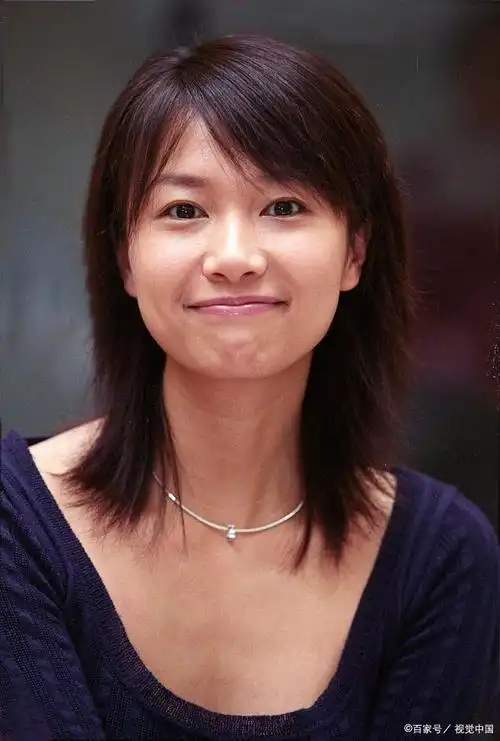 徐静蕾幸福人生再添一员小将,网友纷纷猜测孩子的父亲是谁!