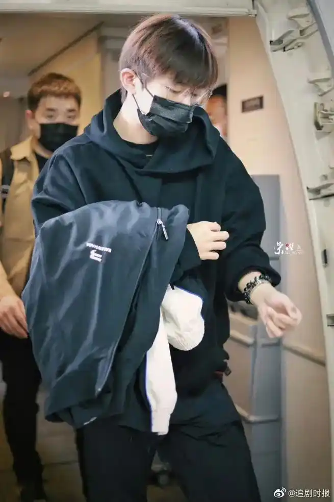 易烊千玺同款手链.找到同款啦,姐妹们,赶快去get !#易烊 - 抖音