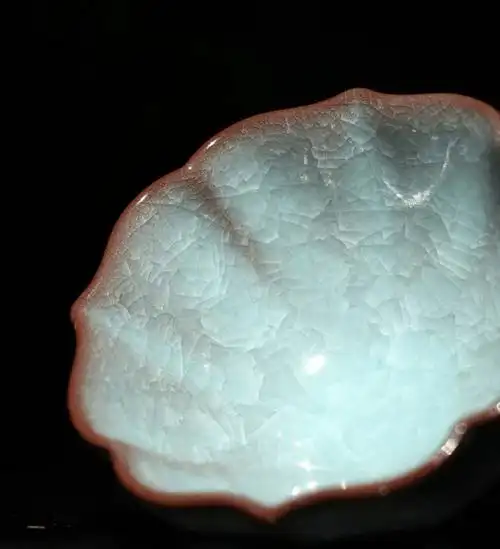 独一无二的残缺之美:南宋冰裂纹_审美_瓷器_装饰