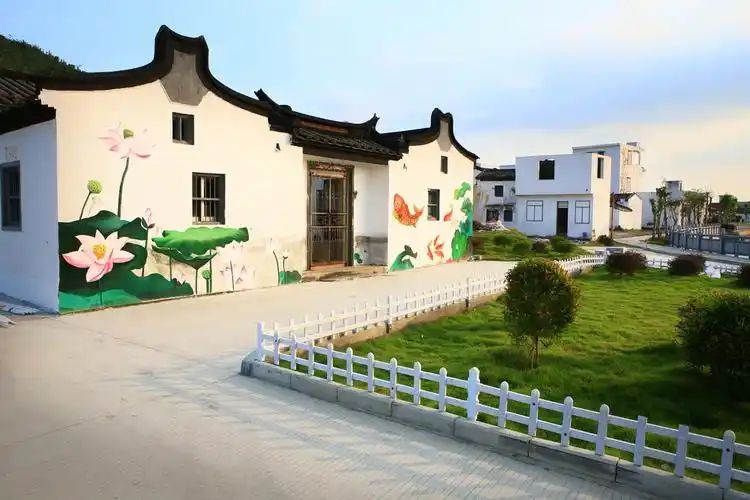 海丰新山村荣获"广东十大美丽乡村"称号