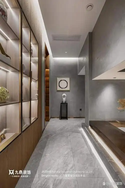 玄关装修如何通过设计改造合理利用过道?