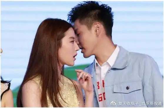 吴亦凡和刘亦菲才是真爱?两人近期将公开恋情,网友:比鹿依好!