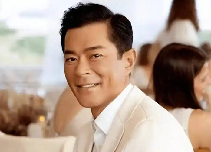 古天乐颜值崩塌,出席活动被嘲脸僵似三星堆面具?