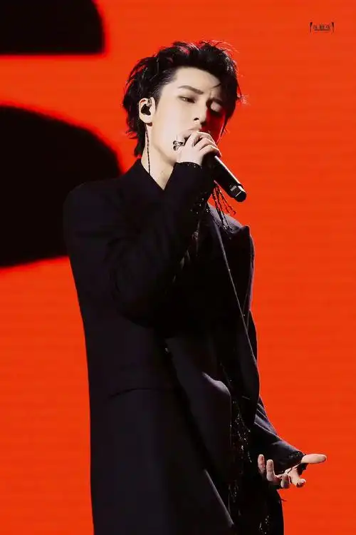 严浩翔 #刘耀文 #马嘉祺 "今日演唱会圆满结束" - 抖音