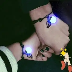 情侣款礼物一对创意小东西夜光手链价个性学生韩版时尚男女款手饰