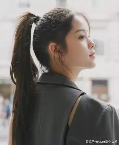 刘亦菲饰演花木兰被diss?那是你没见过她高梳马尾的样子