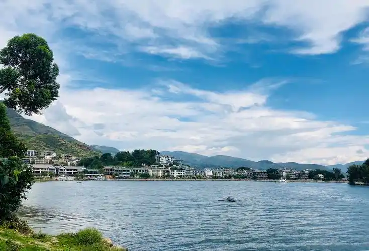 盐边到双廊旅游