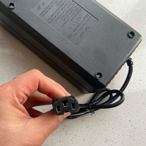 60v50ah电瓶充电器工地电动三轮车铅酸蓄电池三孔电源电动车充电器