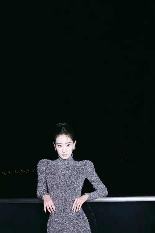 张小斐大片 气场压迫