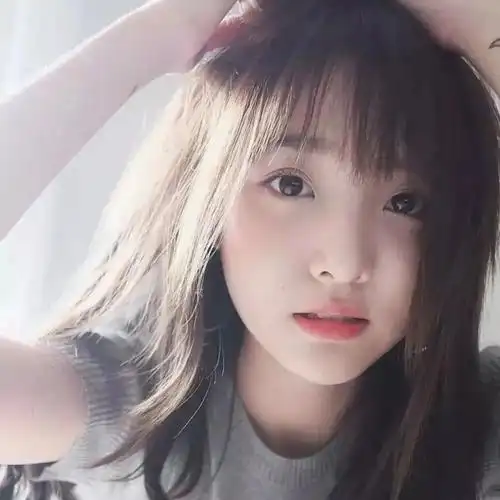 头像女生今年再大的事到了明年都是故事