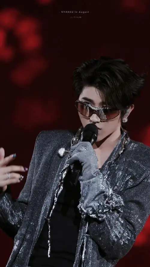 绝美神图9999#蔡徐坤