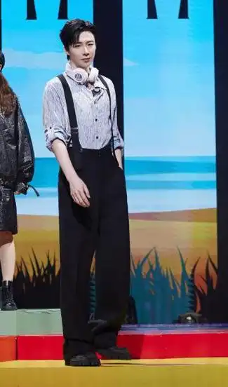 《你好,星期六》张子枫胡先煦跳舞好甜(2)