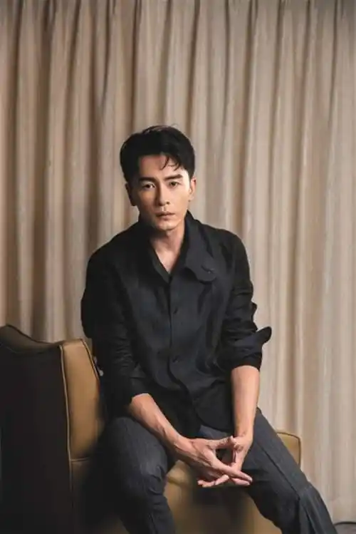 对话郑元畅:我是个像杂草般生存的人-上游新闻 汇聚向上的力量