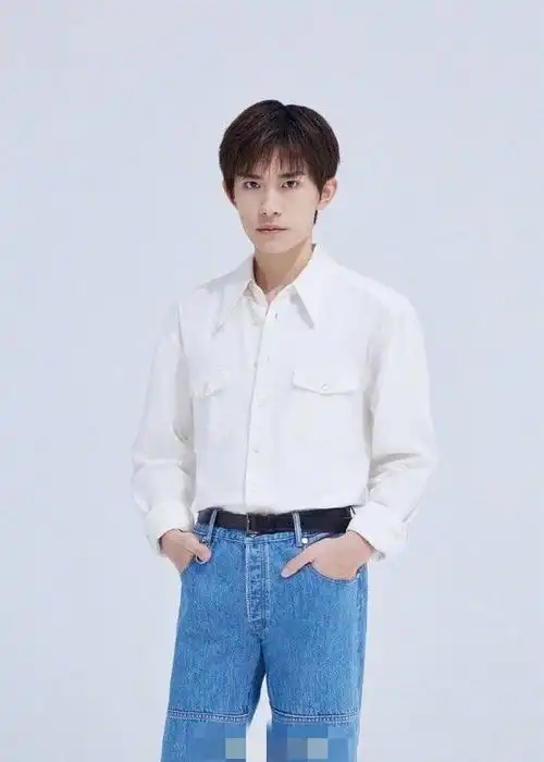 《明天见》上线 三人白衬衣造型满满少年感|王源|唱片|王俊凯|古典乐