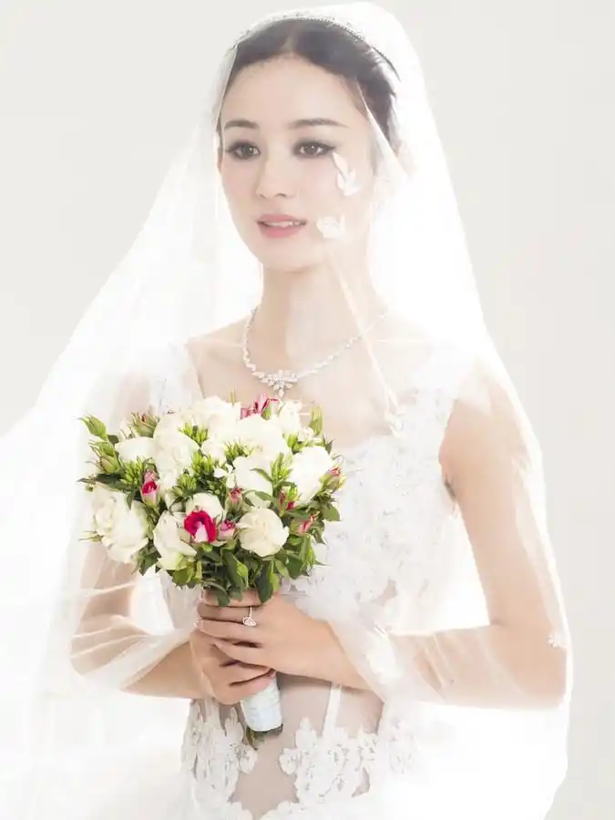 赵丽颖 如果有一天丽颖结婚了,你去参加她的婚礼,会送给她什么 .