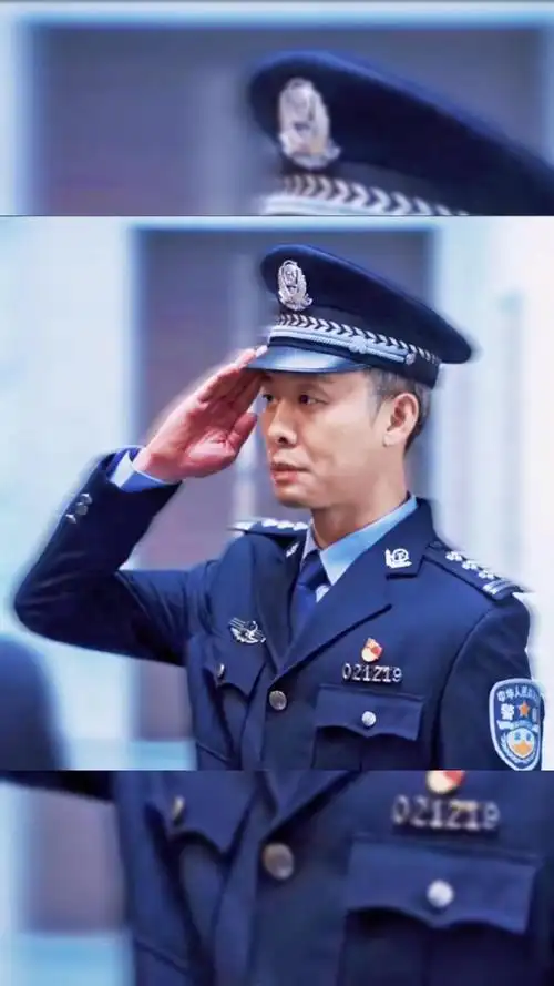 张译敬礼好帅 还有谁喜欢我们安欣敬礼呀#张译 #张译把制服焊在身上吧