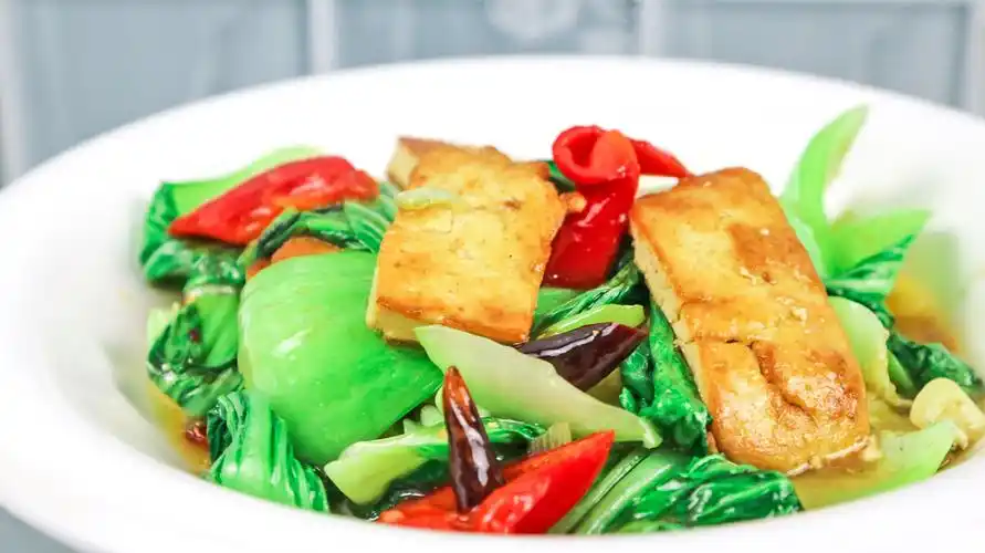 要吃还是家常菜,大厨教你做一道大青菜烧豆腐,简单美味又营养