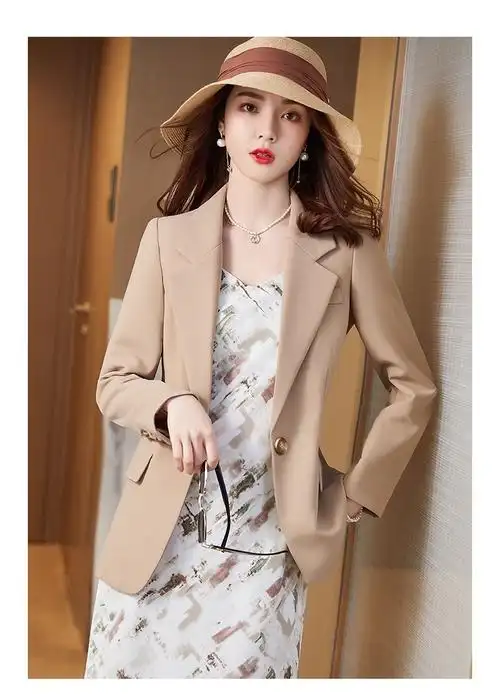 杏色西装外套女春秋职业套装休闲气质修身今年流行大码小西服上衣