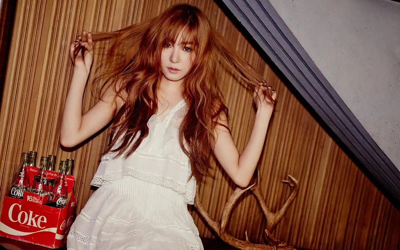 韩国美女明星黄美英写真图高清桌面壁纸7