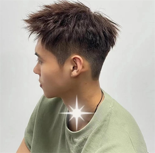 懒人必备钢夹烫 男生流行烫发_男生烫发 - 美发站