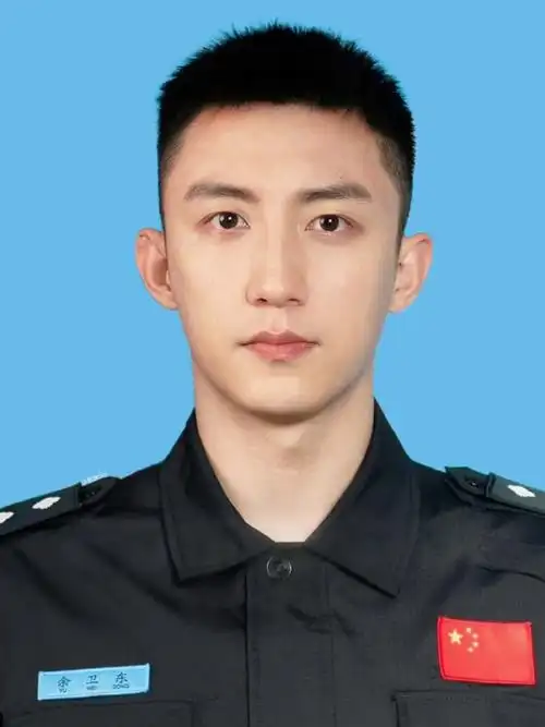 我那常年放在手机壳背后的异地恋的男朋友06    #黄景瑜维和防暴队