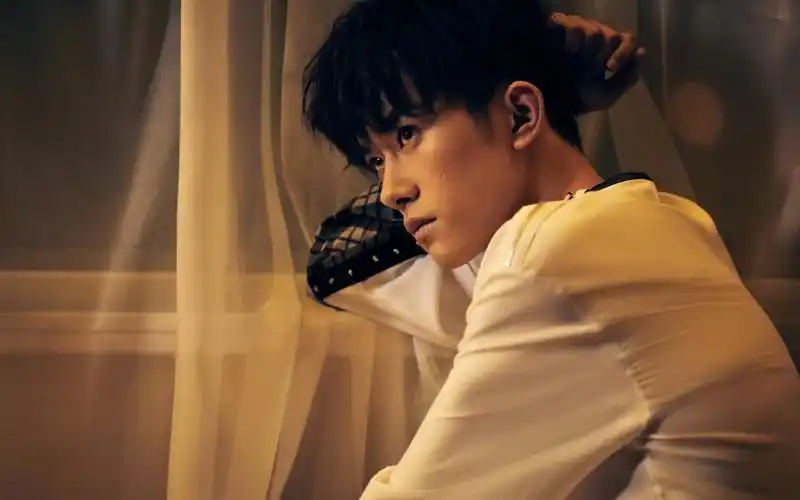 电脑壁纸 明星 大陆明星 帅气小鲜肉易烊千玺