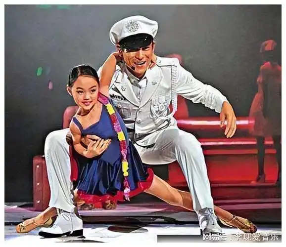 赖文慧陪伴刘德华多年41岁仍单身就这样看着他娶了妻子