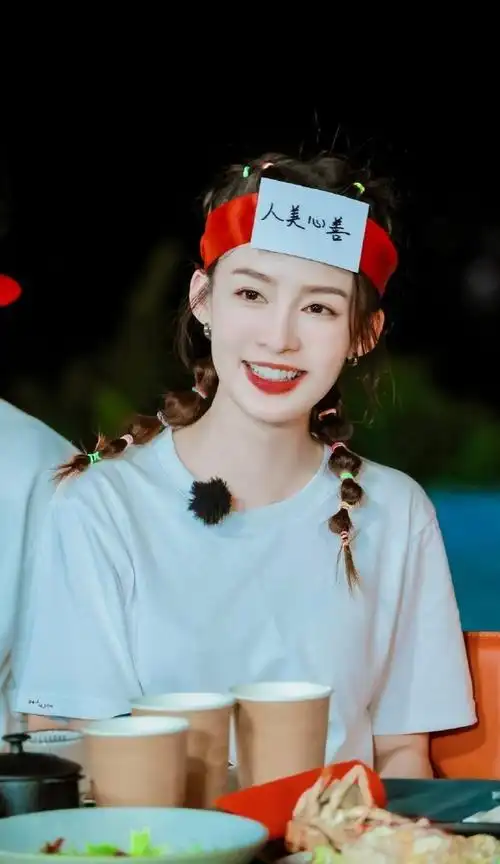 李沁说咱那片海见#我好喜欢甜妹的双马尾造型李沁《梦中的那片海贩"