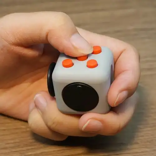 特价减压小玩具_解压骰子缓解压力学生上课无聊多动症抗烦躁焦虑发泄