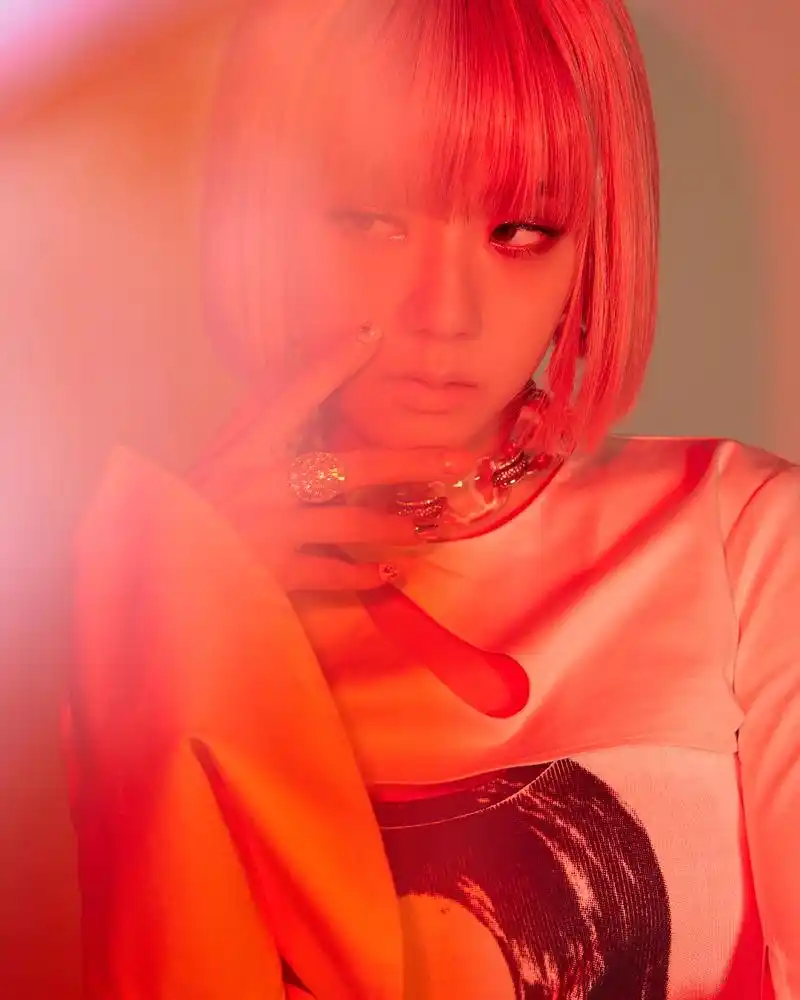 blackpink 新闻 3日,网瘾少女金智秀又上线给blink发福利了!