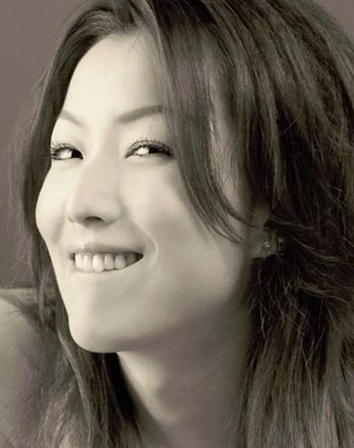 郑秀文凌晨晒短发照片,剪发理由令网友哭笑不得!