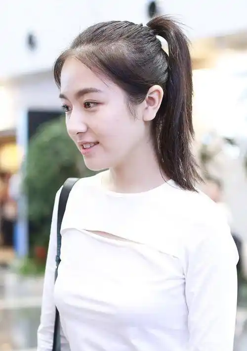 李兰迪:凝聚清秀与实力的优秀演员_演艺_才华_客人