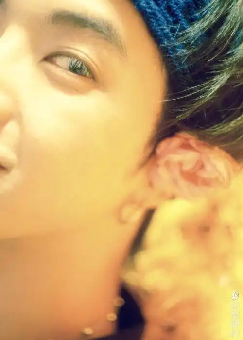 华晨宇超话#华晨宇2024向阳而生#  旅途的花样里面的壳壳盒须须呀